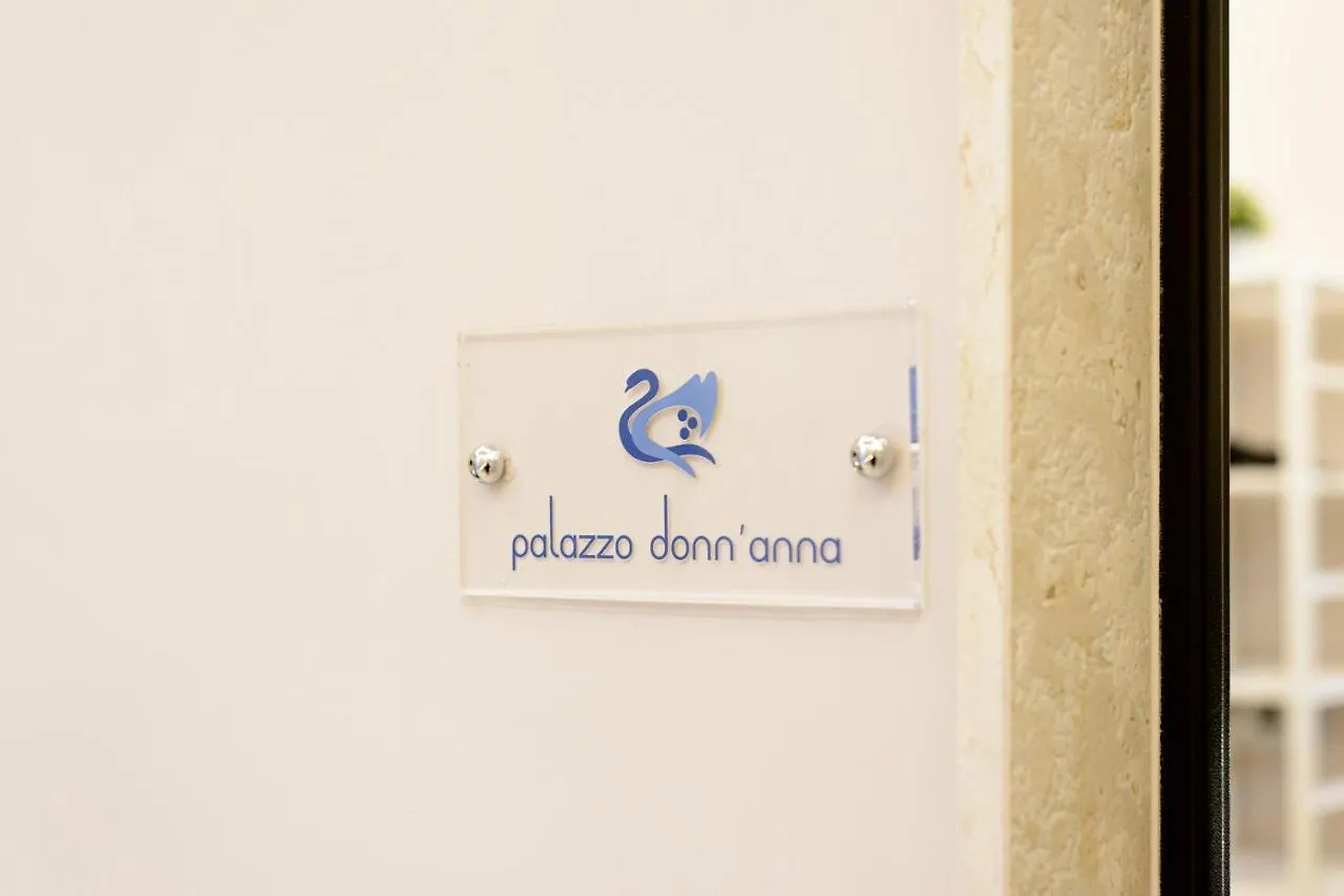 Dimorart Design Accomodations In Napoli Italia