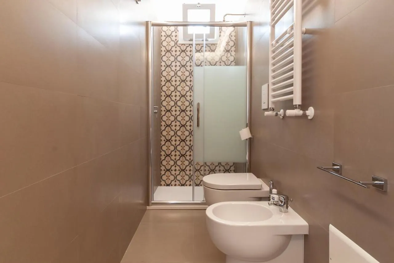 Dimorart Design Accomodations In Napoli Italia